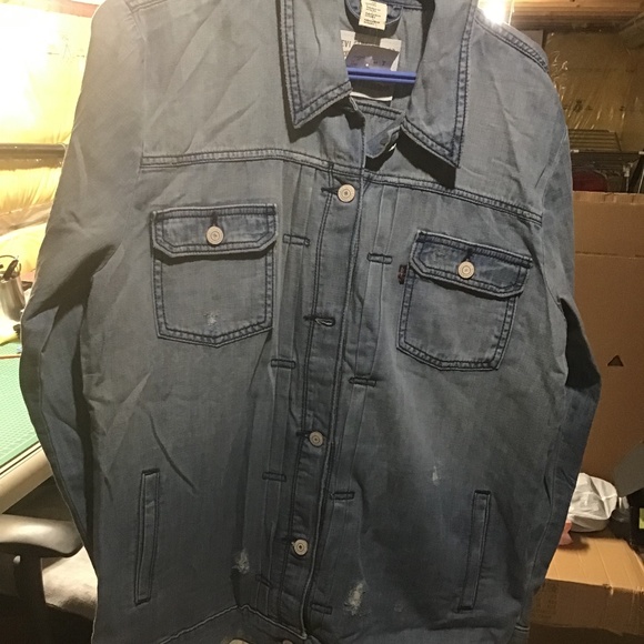 BNWT Levi’s Denim Jacket - Picture 1 of 7